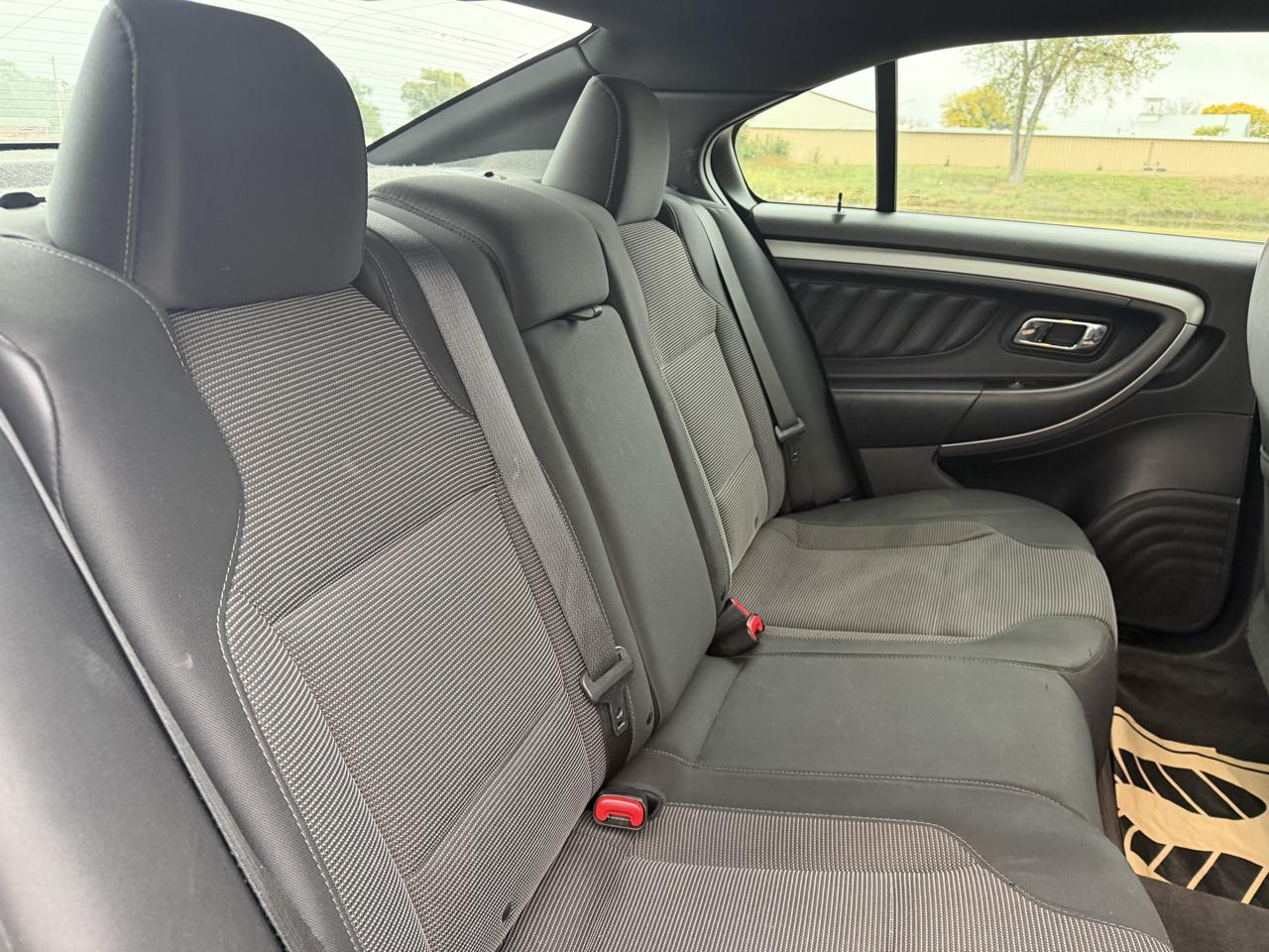 Ford Taurus SEL FWD 2018