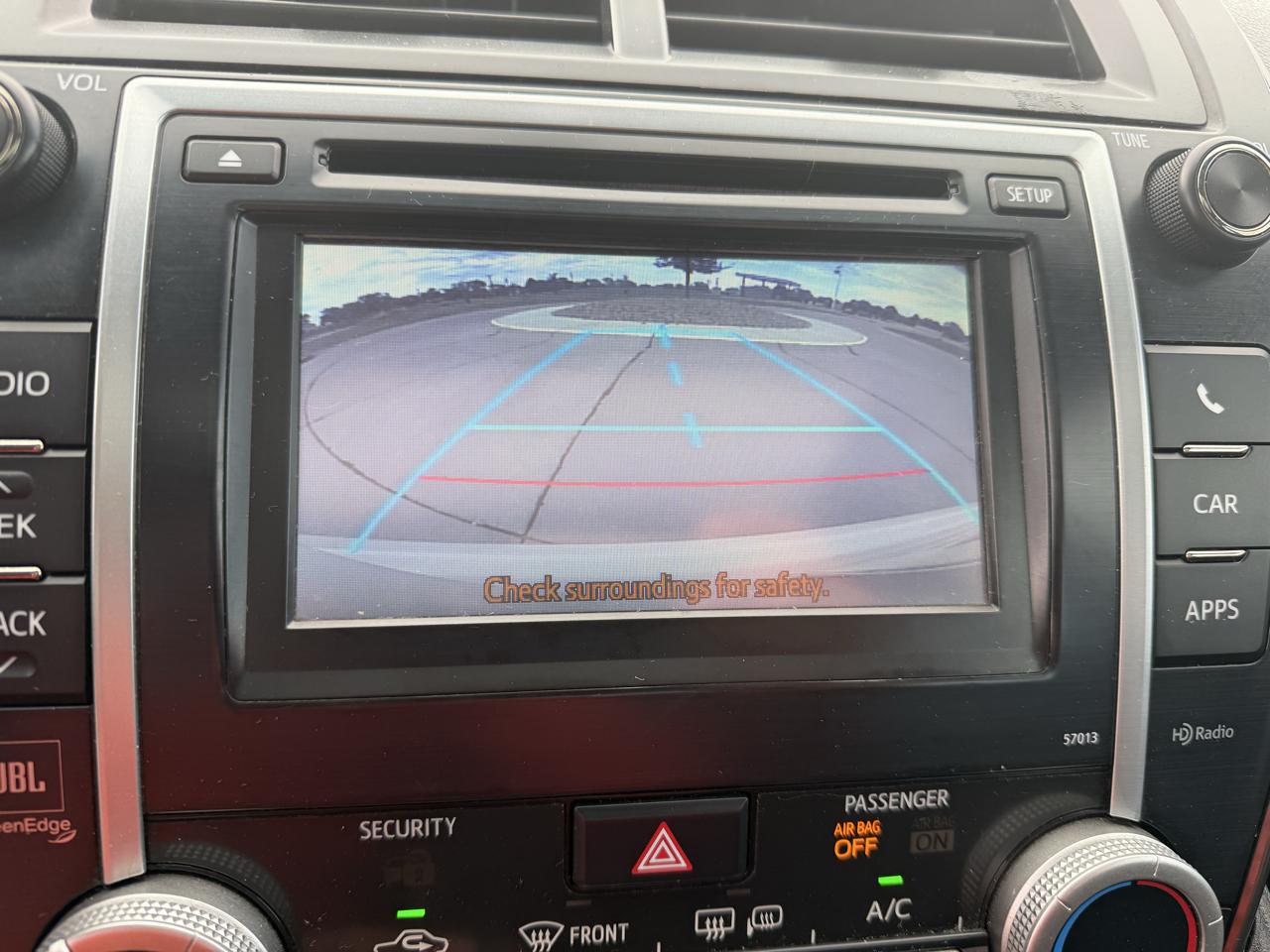 Toyota Camry SE V6 2012