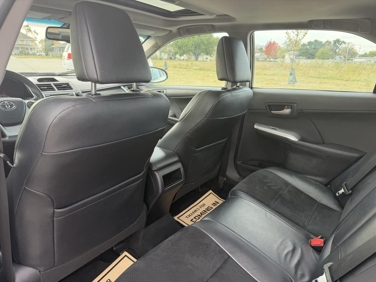 Toyota Camry SE V6 2012