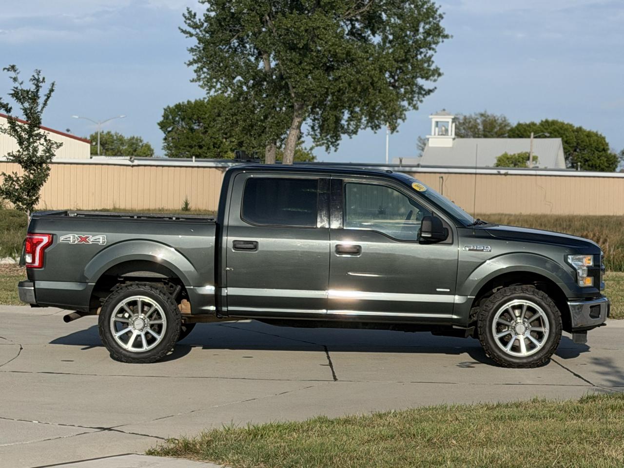 Ford F-150 XLT 4WD 2015