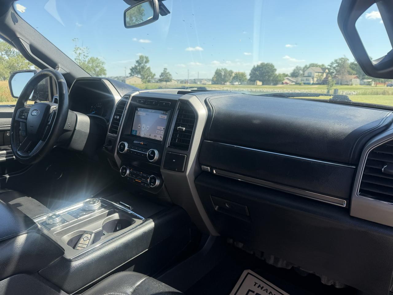 Ford Expedition XLT 4WD 2019