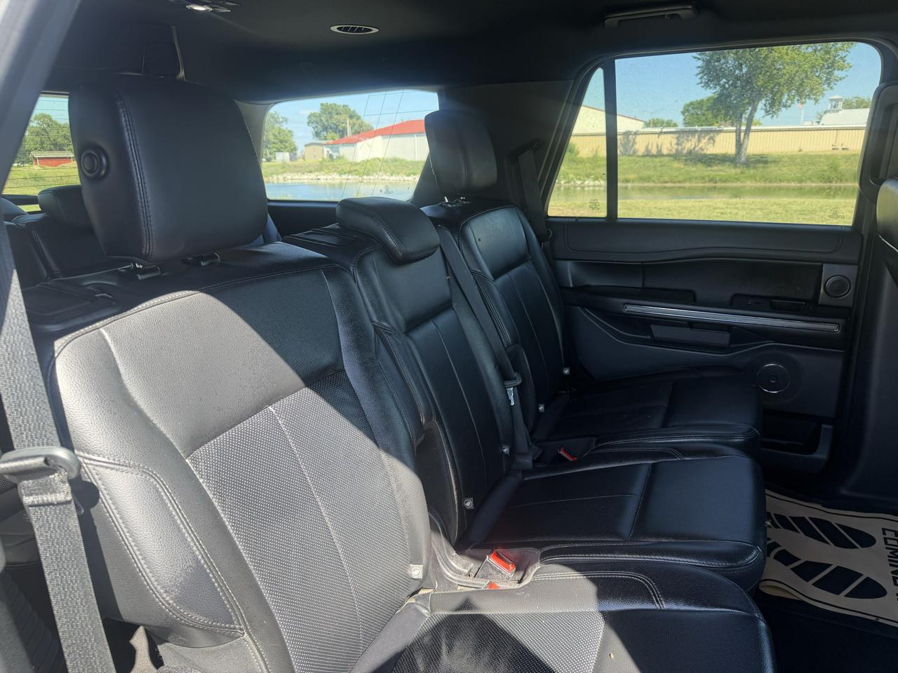 Ford Expedition XLT 4WD 2019