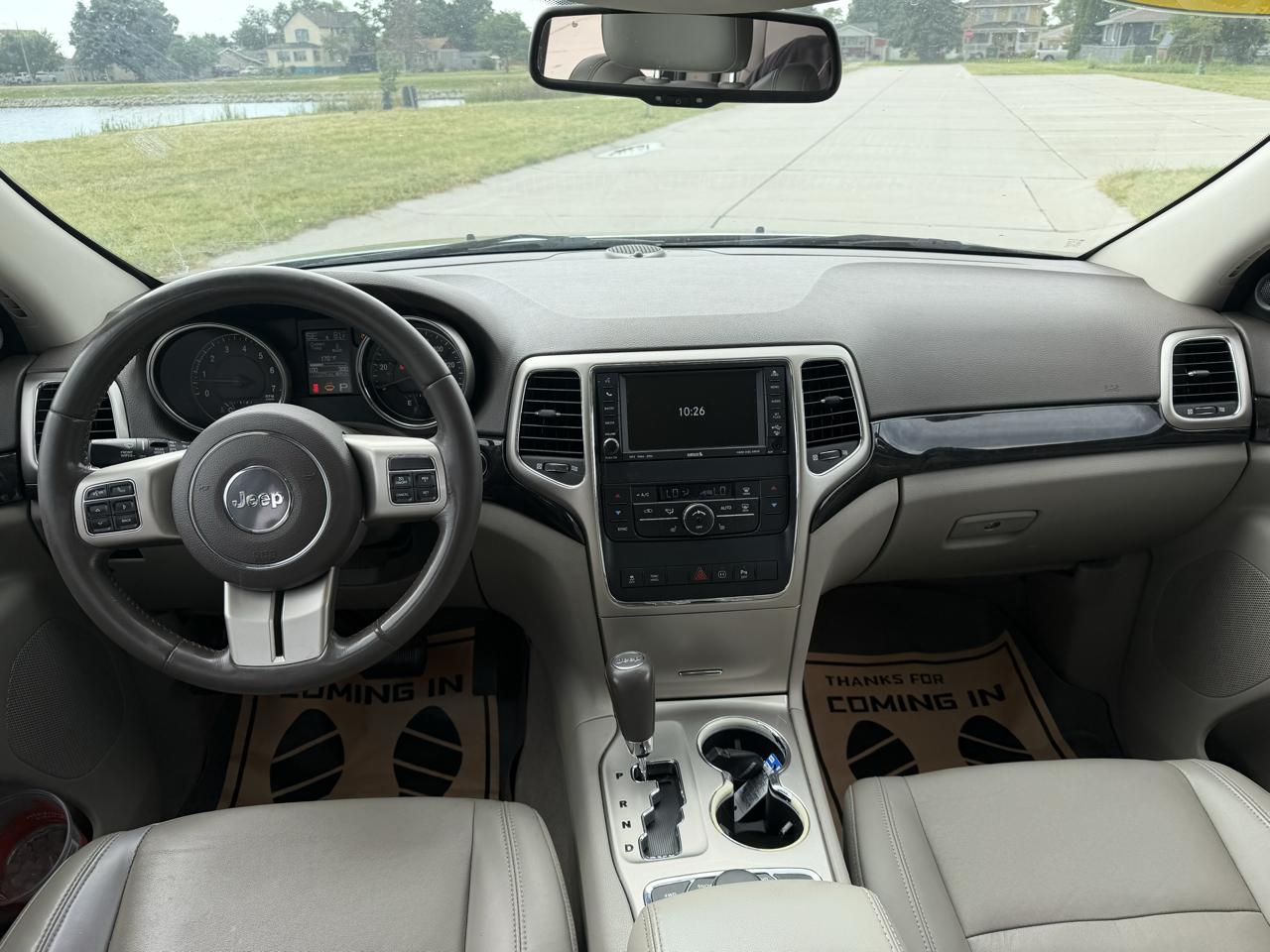 Jeep Grand Cherokee Laredo 4WD 2011