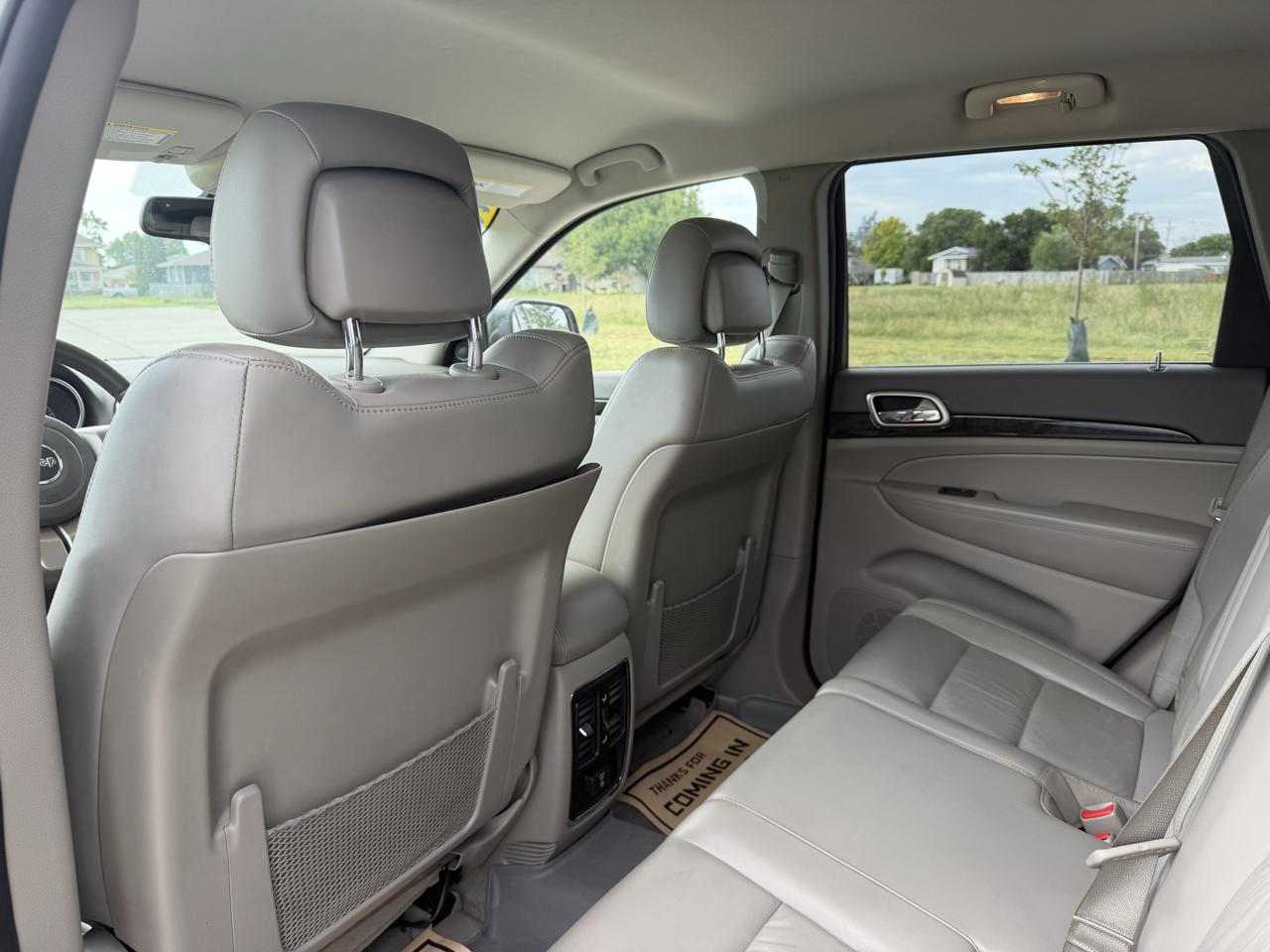 Jeep Grand Cherokee Laredo 4WD 2011