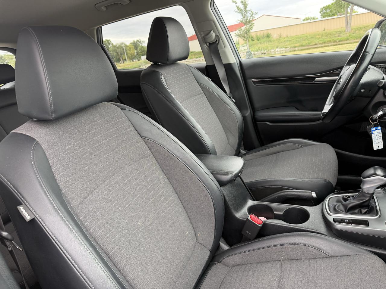Kia Seltos S 2021