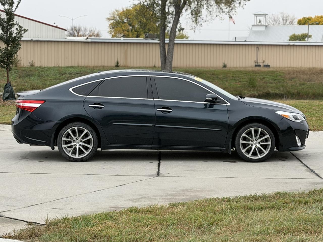 Toyota Avalon XLE Touring SE 2015