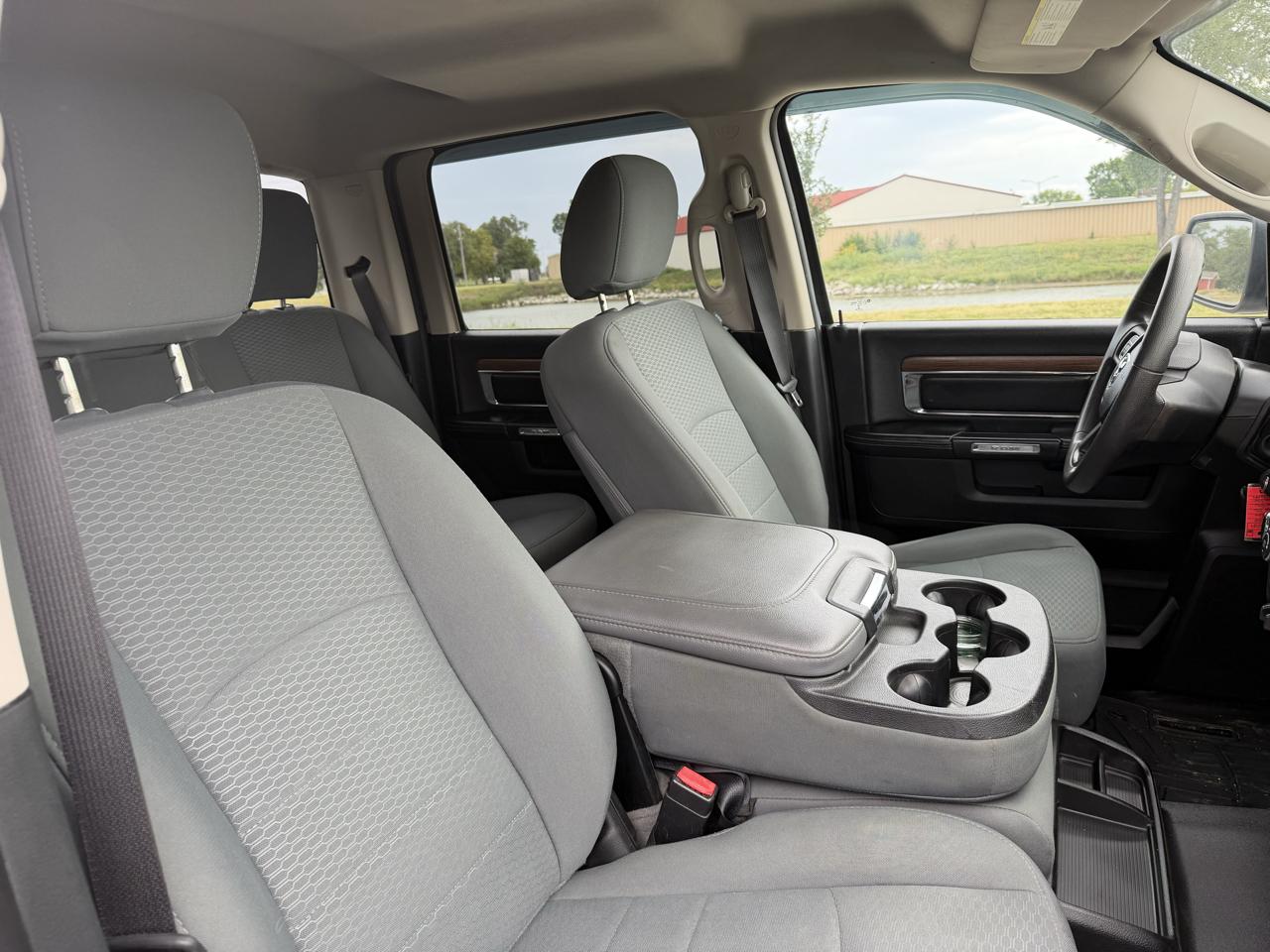 RAM 1500 SSV Crew Cab SWB 4WD 2018