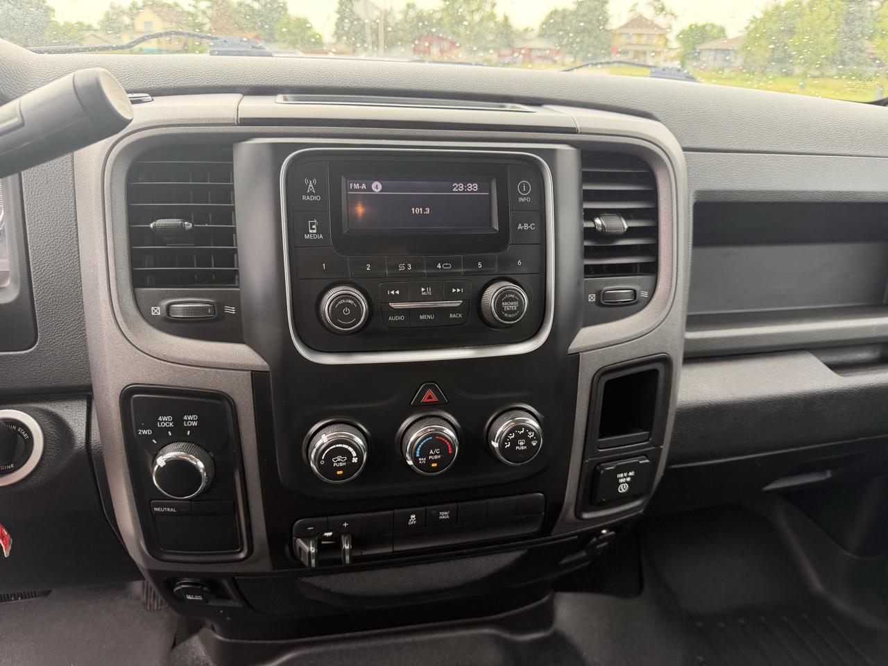 RAM 1500 SSV Crew Cab SWB 4WD 2018