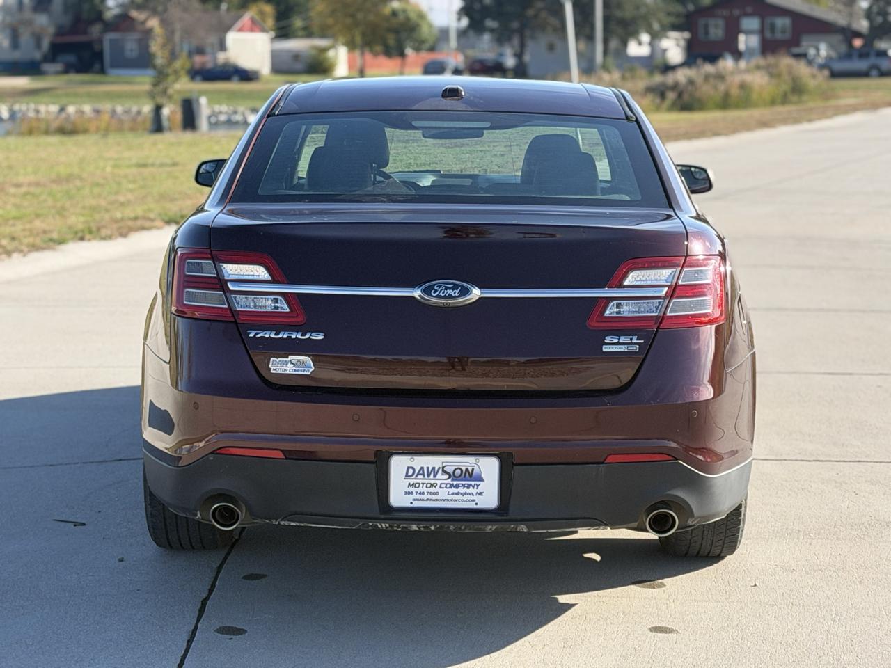 Ford Taurus SEL AWD 2018