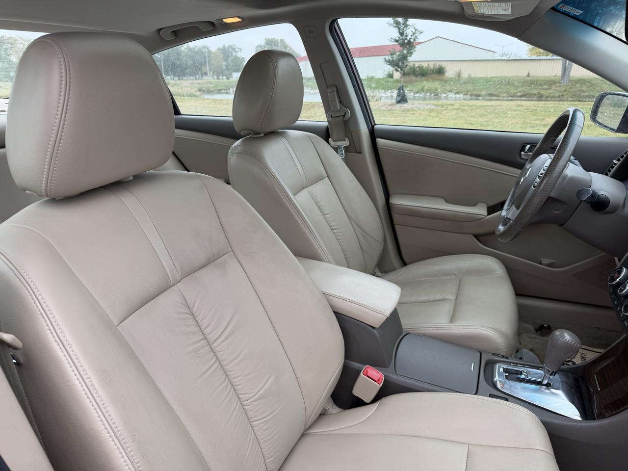 Nissan Altima 2.5 SL 2012