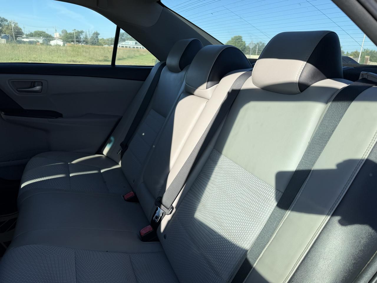 Toyota Camry SE 2017