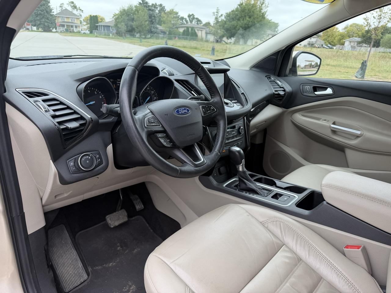 Ford Escape Titanium FWD 2017