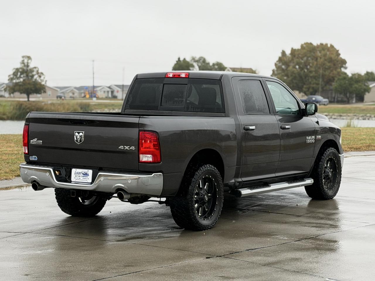 RAM 1500 SLT Crew Cab SWB 4WD 2018