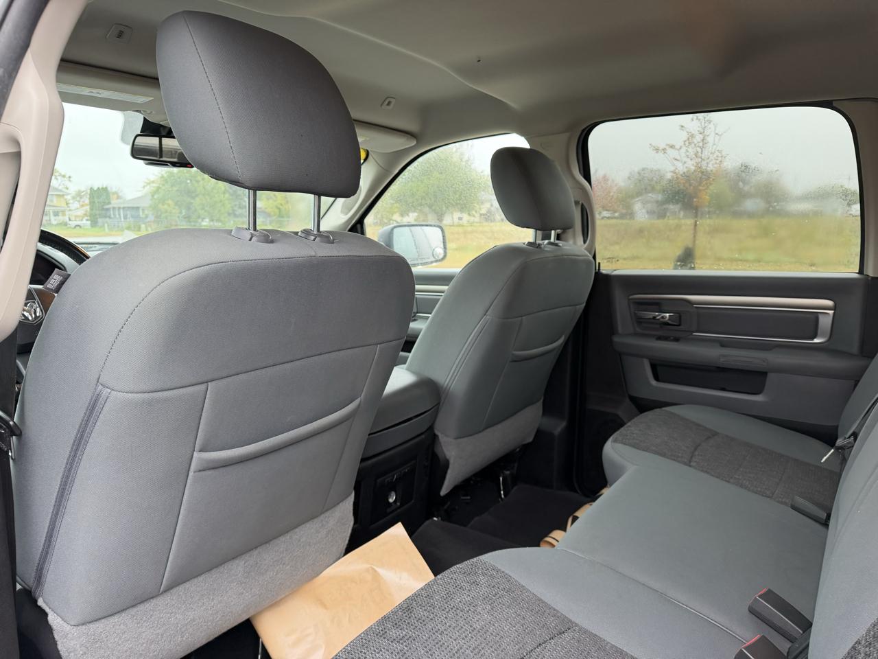 RAM 1500 SLT Crew Cab SWB 4WD 2018