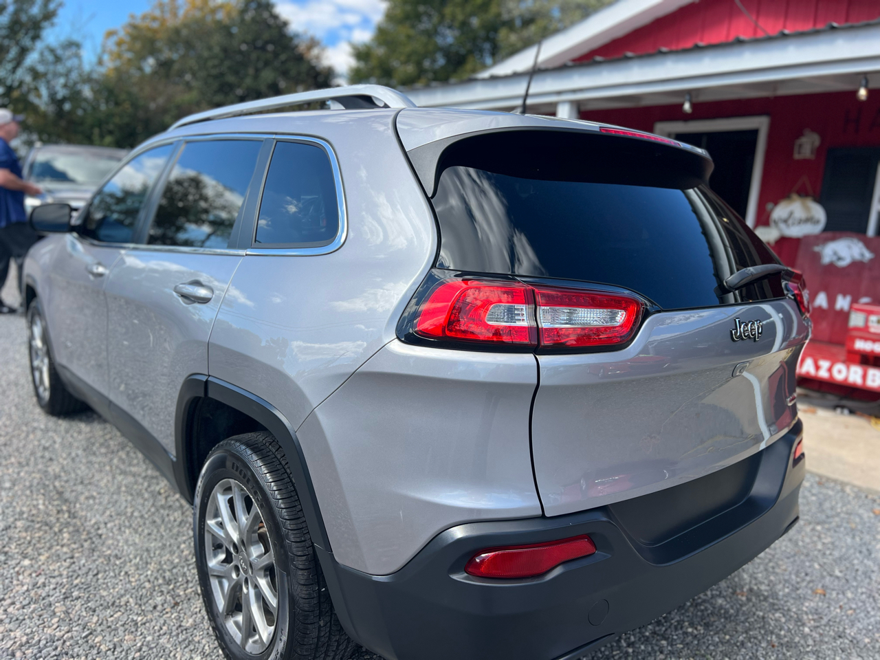 Jeep Cherokee Latitude Plus FWD 2018 Jeep Cherokee Latitude Plus FWD 2018