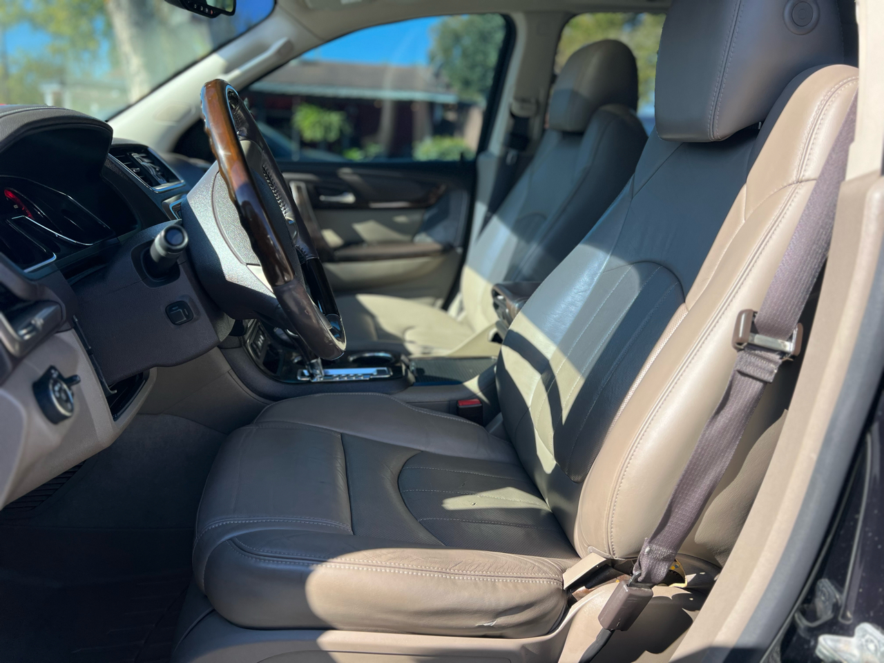 GMC Acadia FWD 4dr Denali 2014 GMC Acadia FWD 4dr Denali 2014