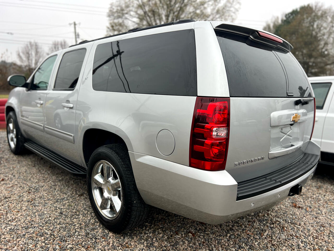 Chevrolet Suburban 2WD 4dr LT 2014