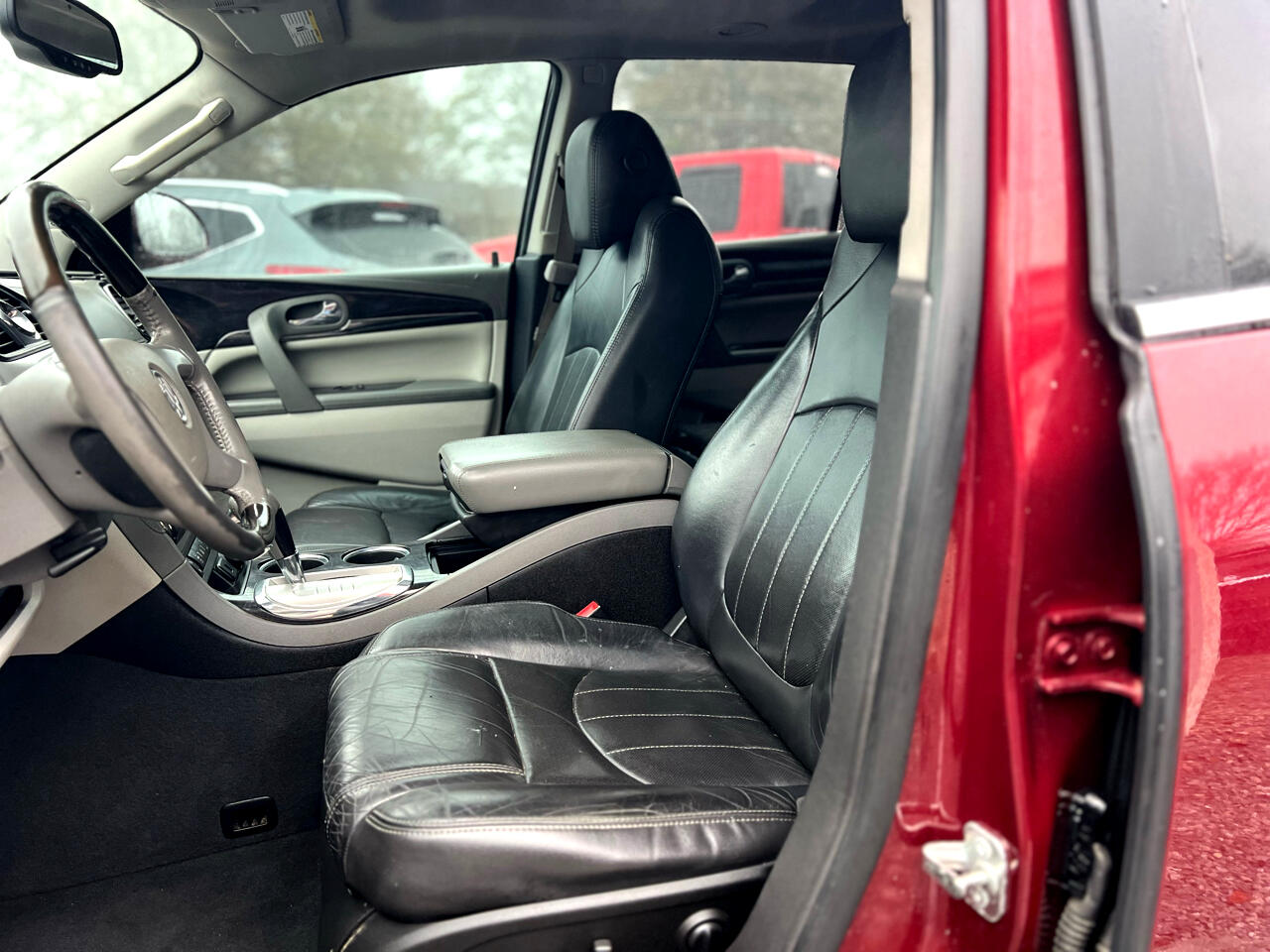 Buick Enclave FWD 4dr Leather 2015