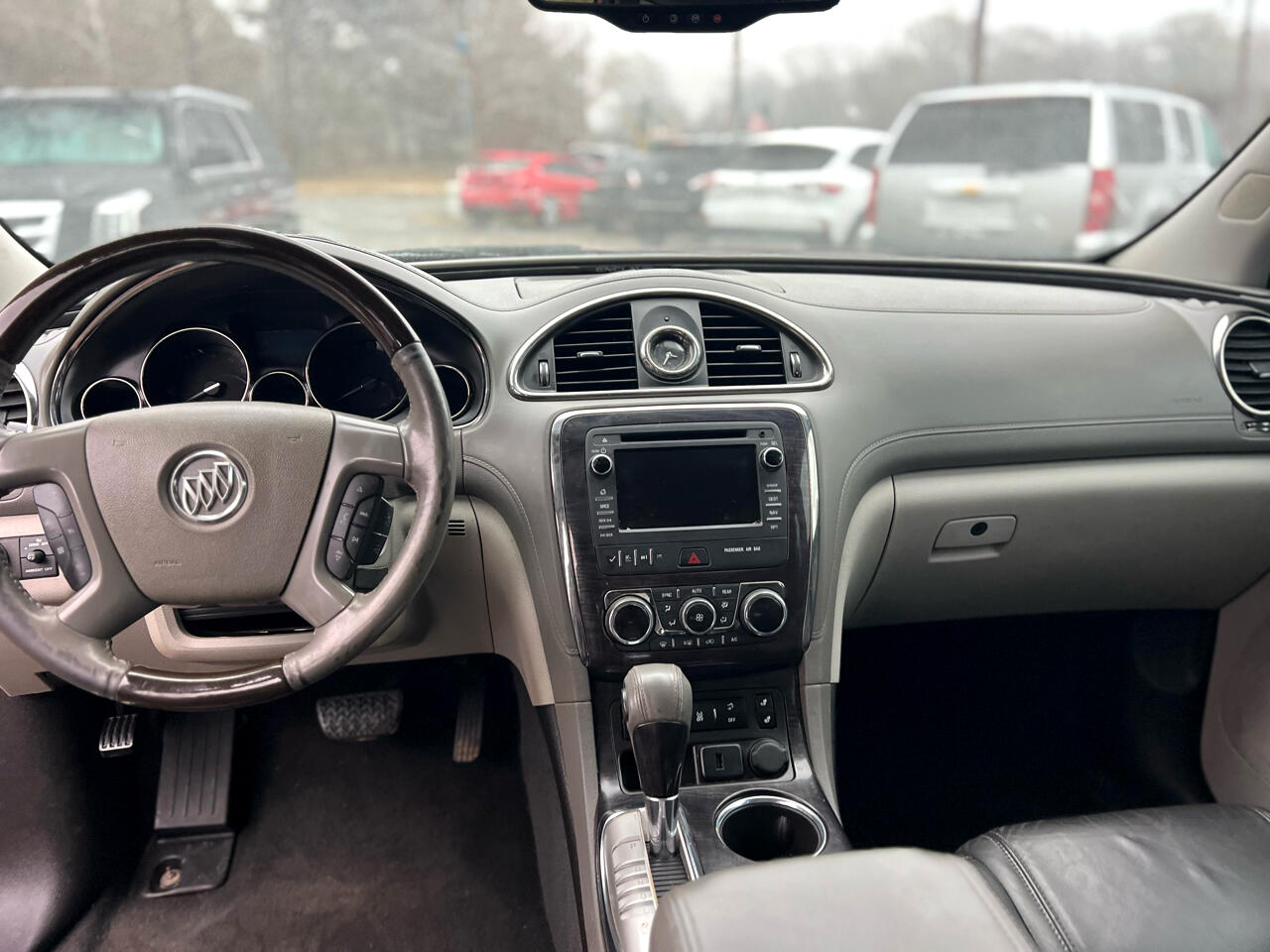 Buick Enclave FWD 4dr Leather 2015