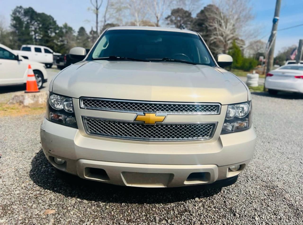Chevrolet Tahoe 2WD 4dr 1500 LT 2012