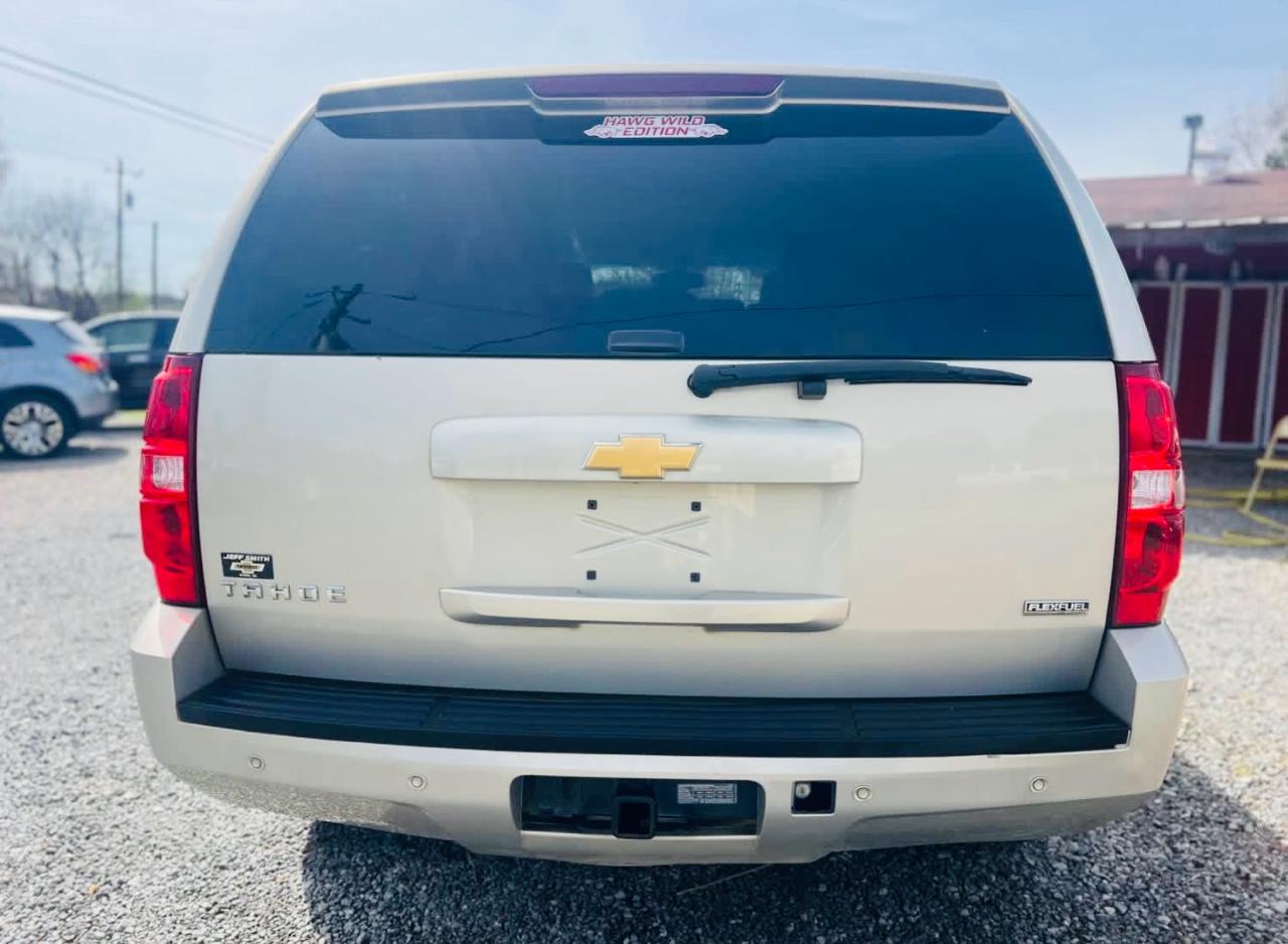 Chevrolet Tahoe 2WD 4dr 1500 LT 2012