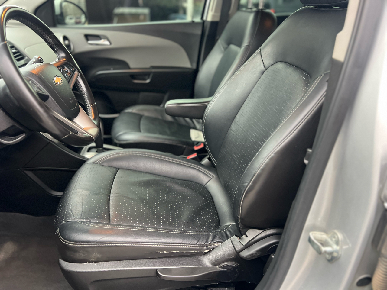 Chevrolet Sonic 5dr HB Auto LTZ 2015