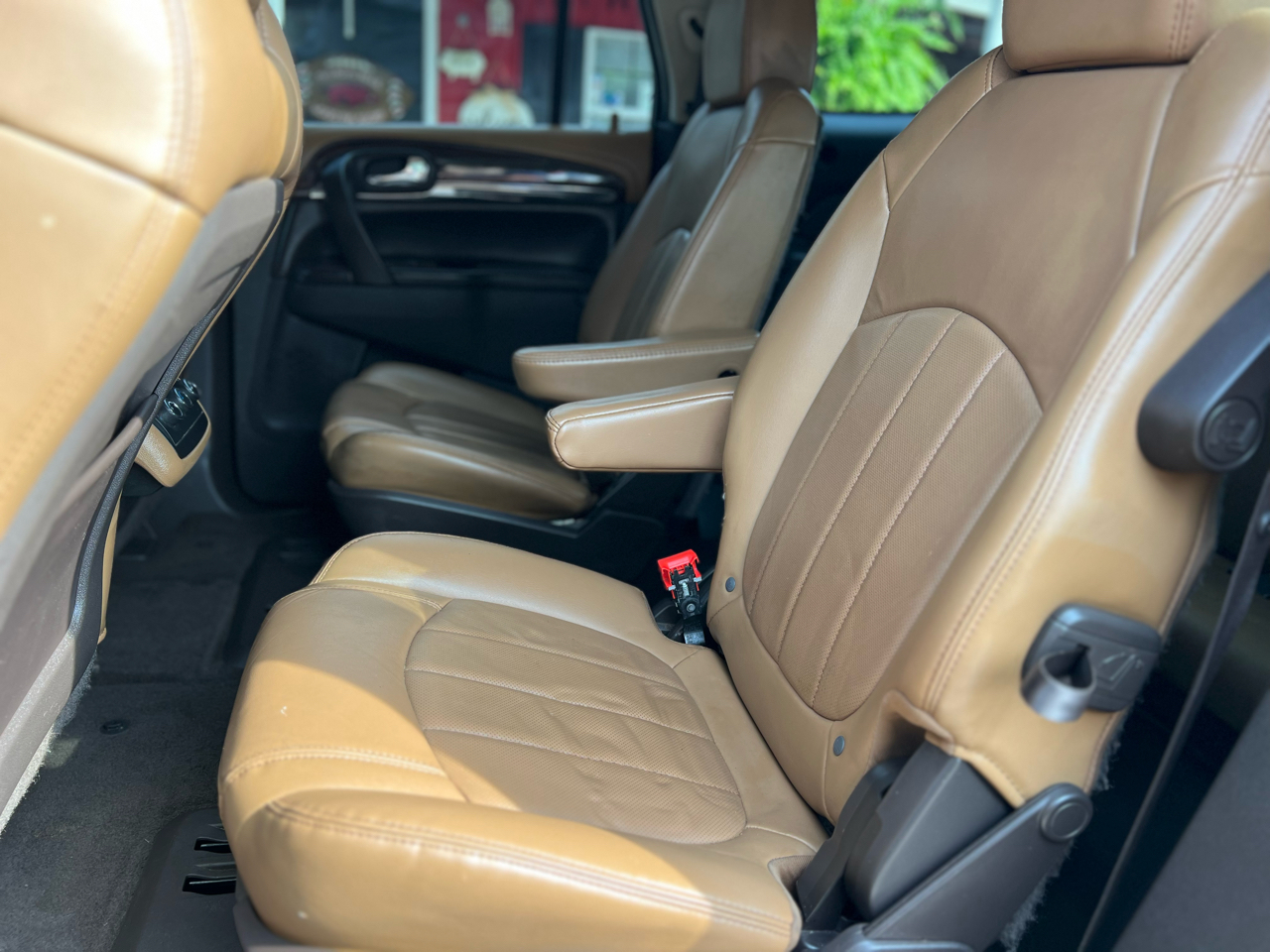 Buick Enclave FWD 4dr Leather 2015