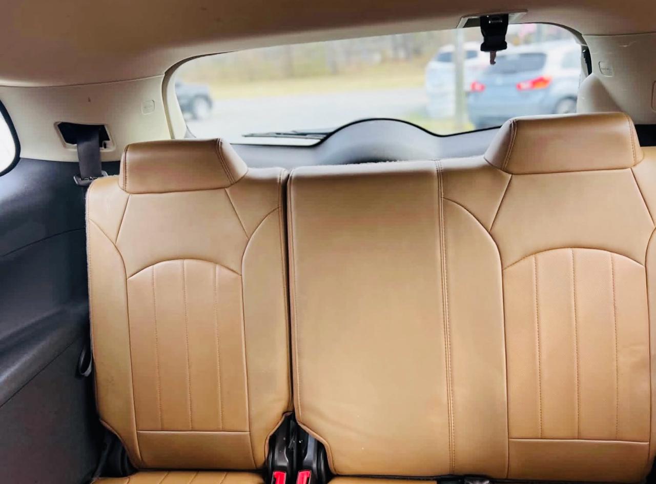 Buick Enclave FWD 4dr Leather 2015