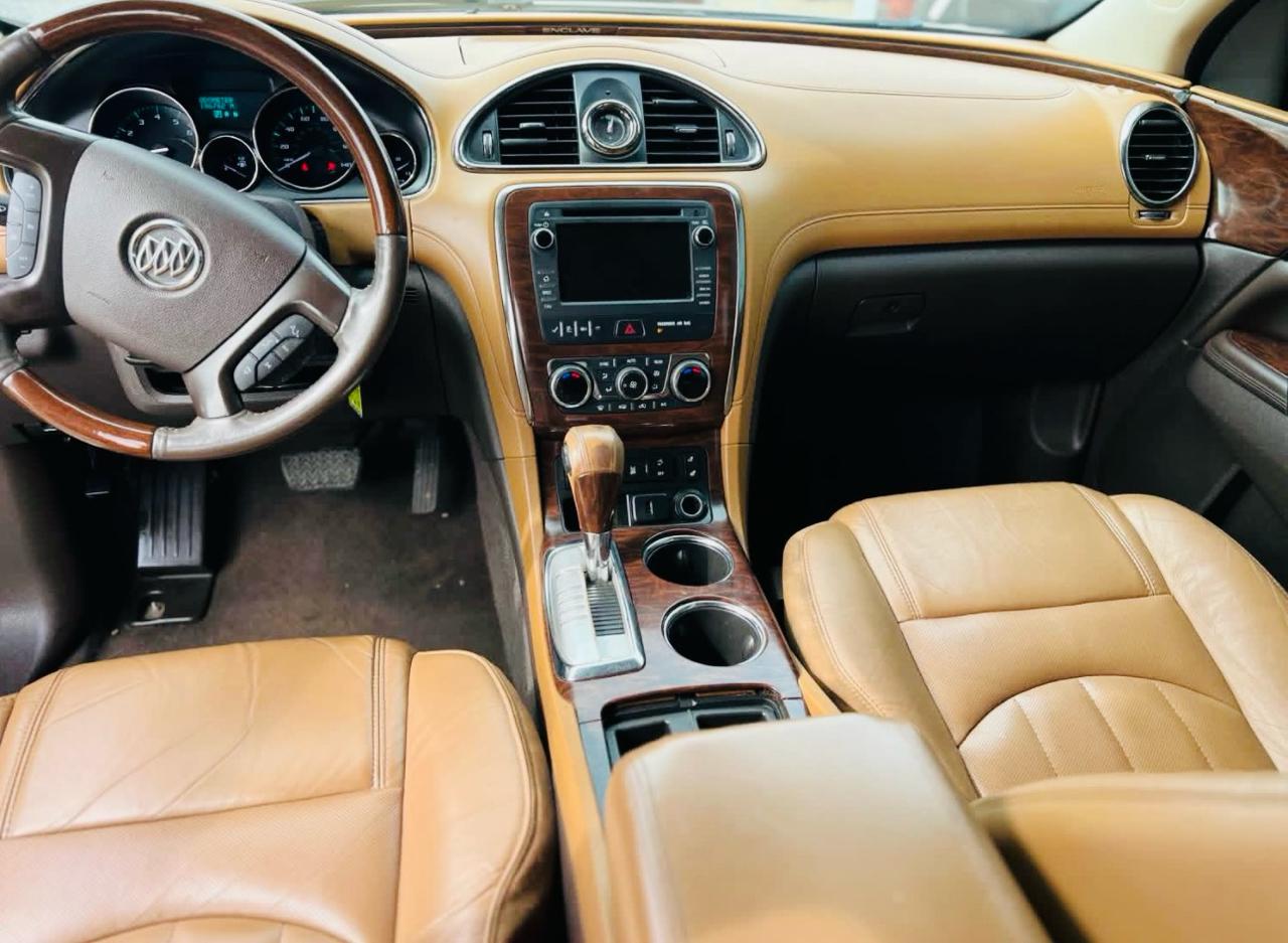 Buick Enclave FWD 4dr Leather 2015