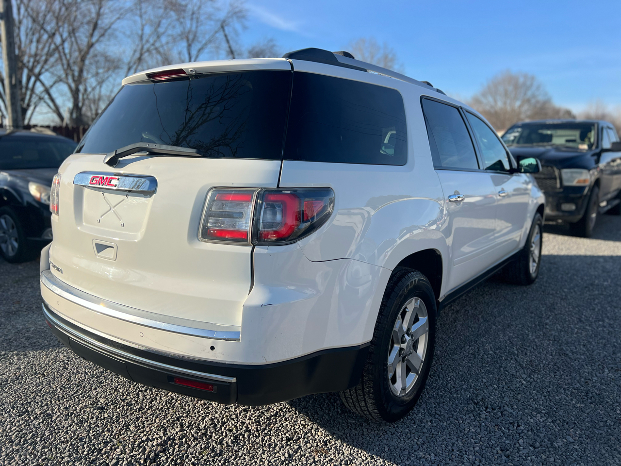 GMC Acadia FWD 4dr SLE w/SLE-2 2015