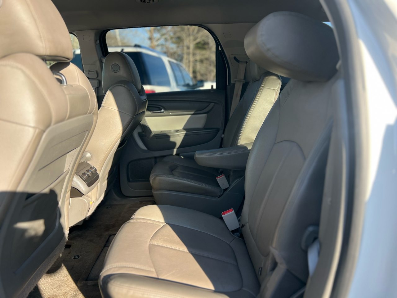 GMC Acadia FWD 4dr SLE w/SLE-2 2015