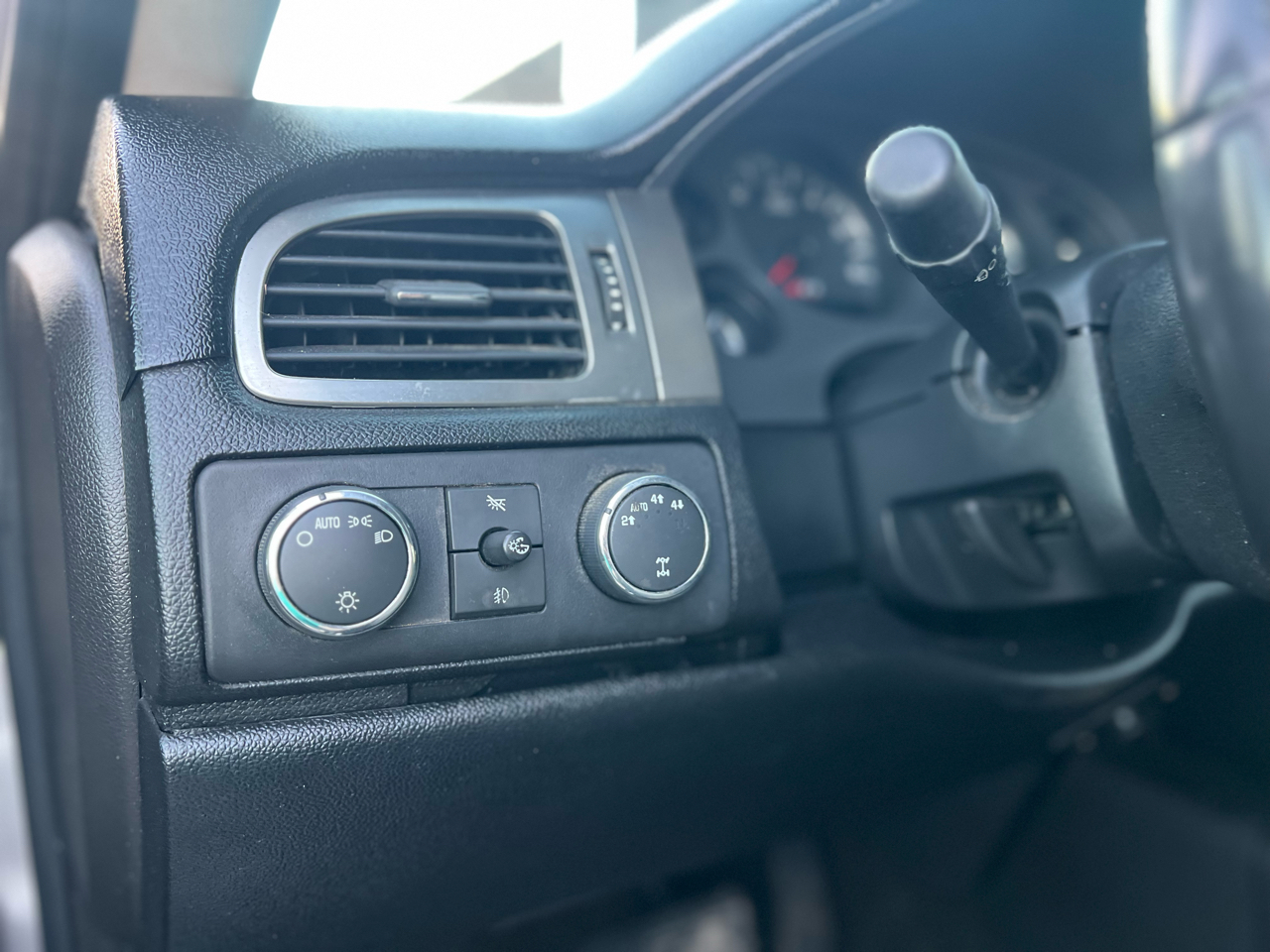 Chevrolet Avalanche 4WD Crew Cab 130" LT w/3LT 2007