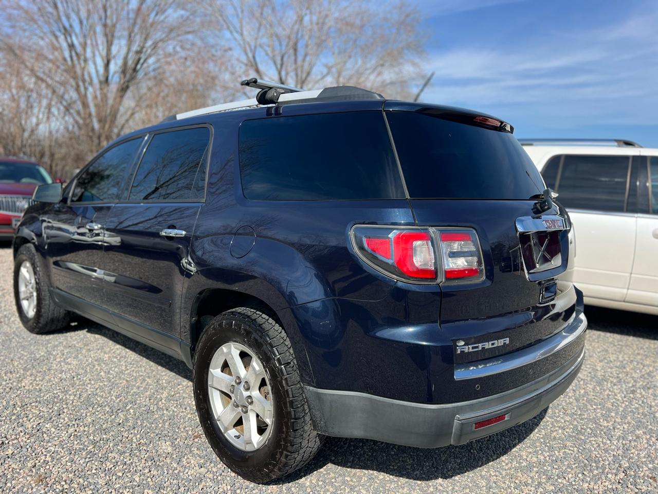 GMC Acadia FWD 4dr SLE w/SLE-2 2015