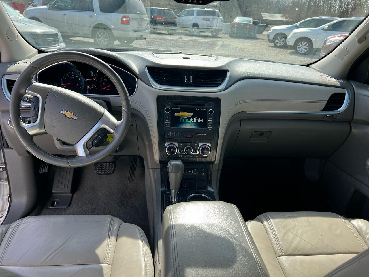 Chevrolet Traverse FWD 4dr LT w/2LT 2016