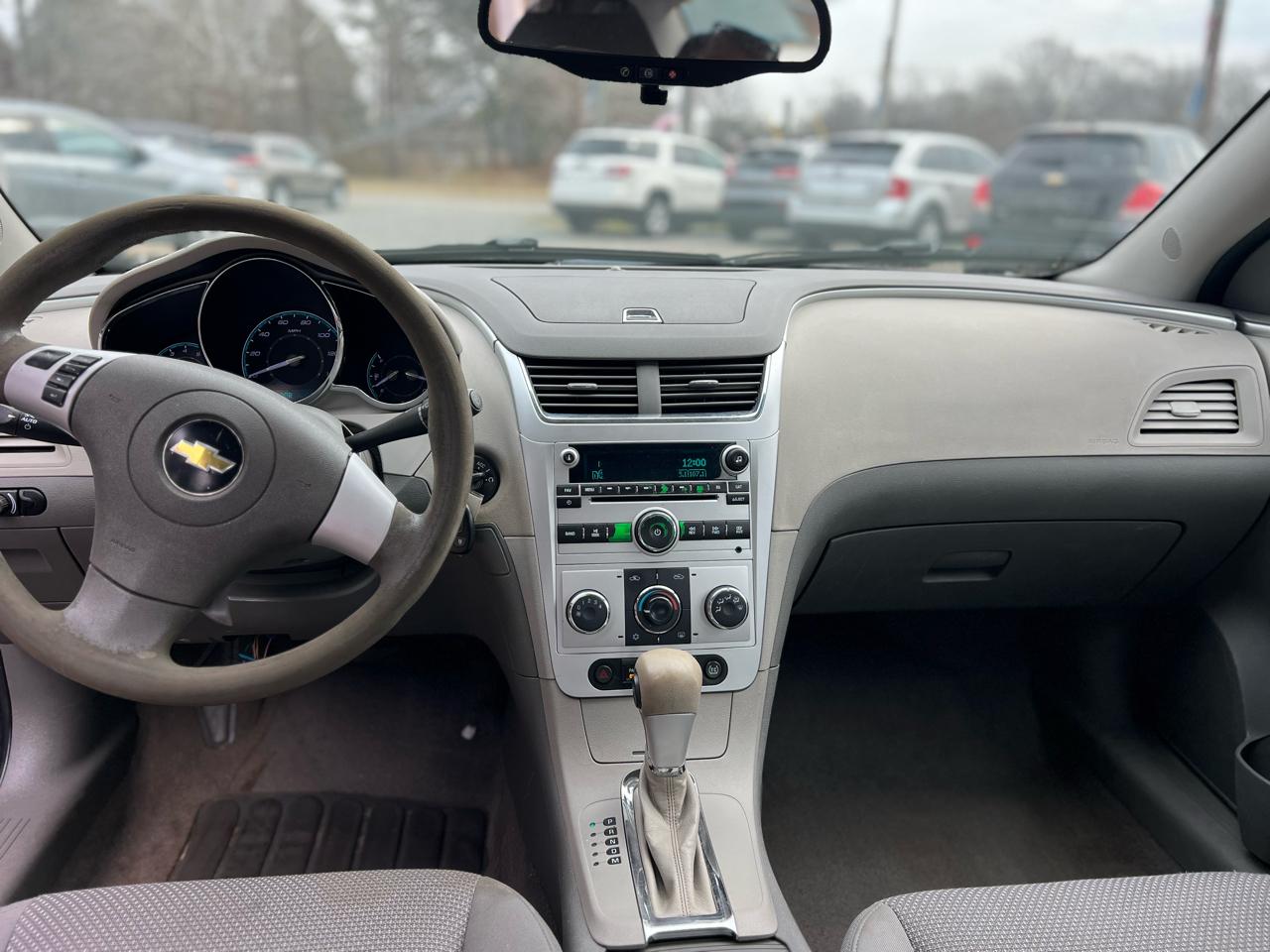 Chevrolet Malibu 4dr Sdn LS w/1LS 2011