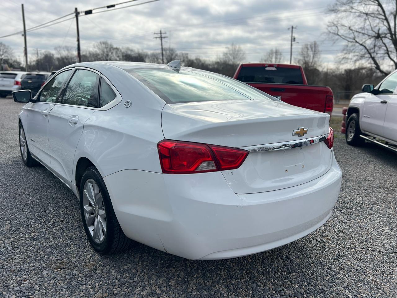 Chevrolet Impala 4dr Sdn LT w/1LT 2018