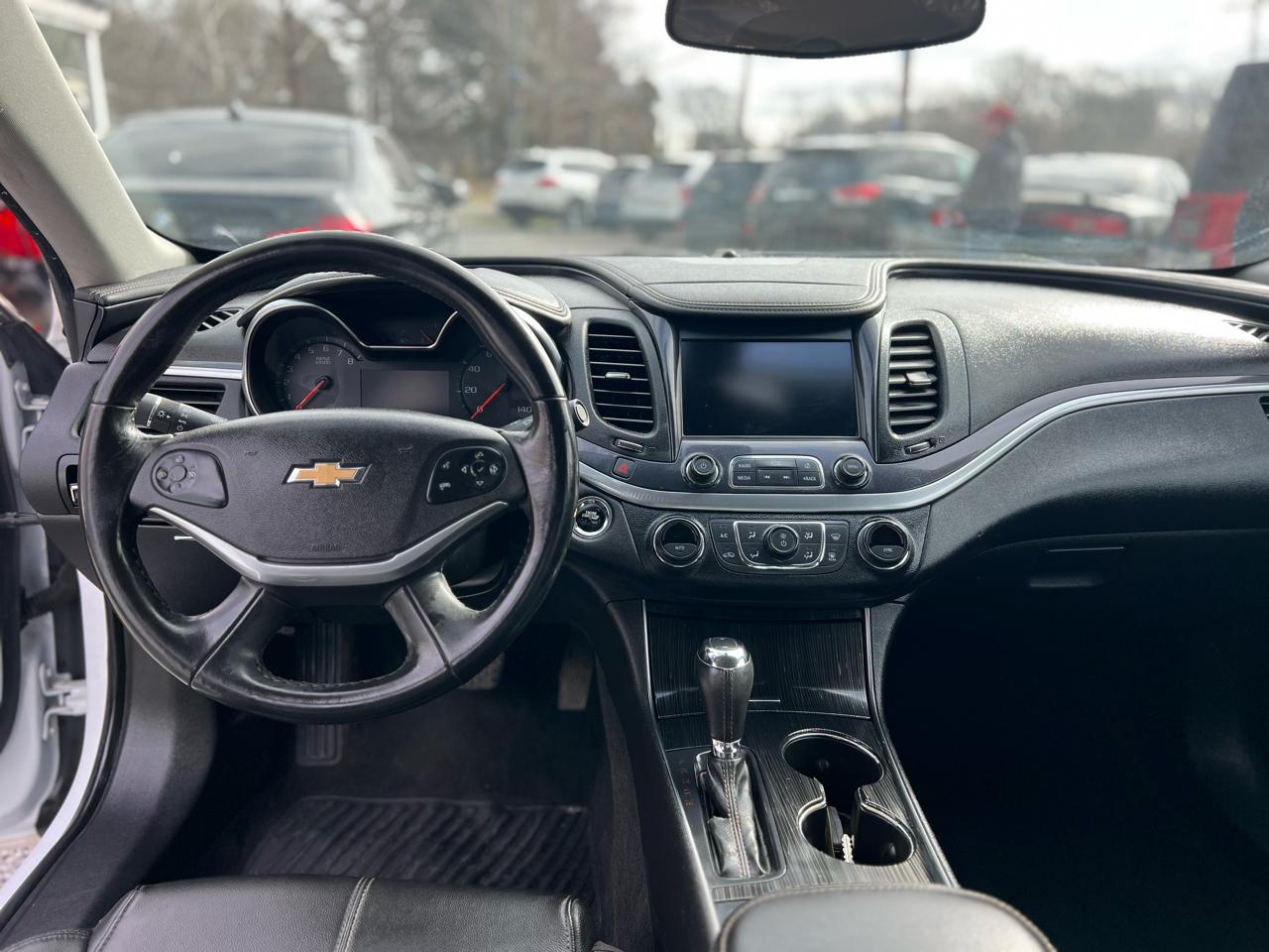 Chevrolet Impala 4dr Sdn LT w/1LT 2018