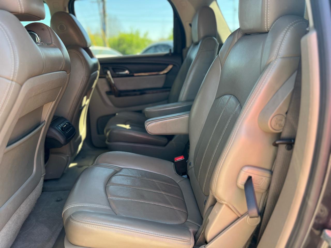 GMC Acadia FWD 4dr Denali 2013