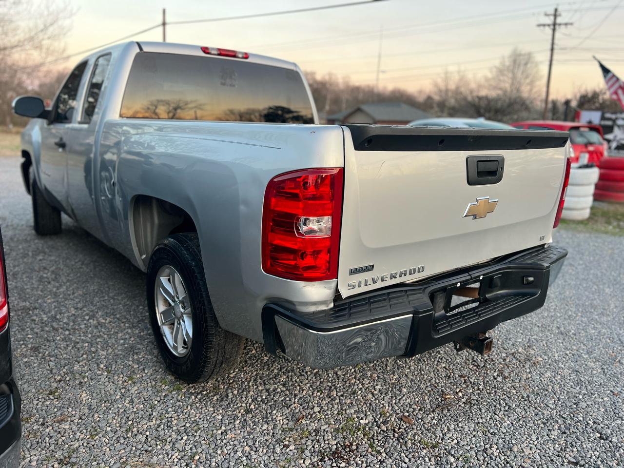 Chevrolet Silverado 1500 2WD Ext Cab 143.5" LT 2010