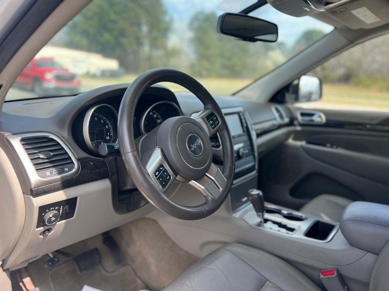 Jeep Grand Cherokee RWD 4dr Laredo 2011