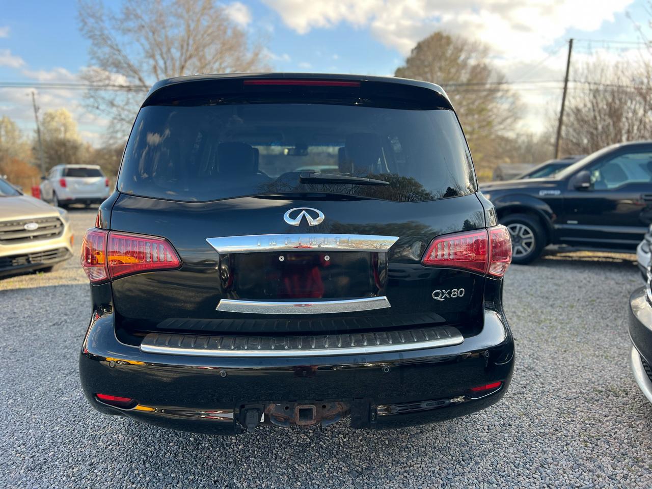 Infiniti QX80 4WD 4dr 2014
