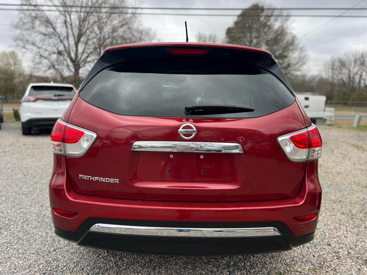 Nissan Pathfinder 2WD 4dr S 2016