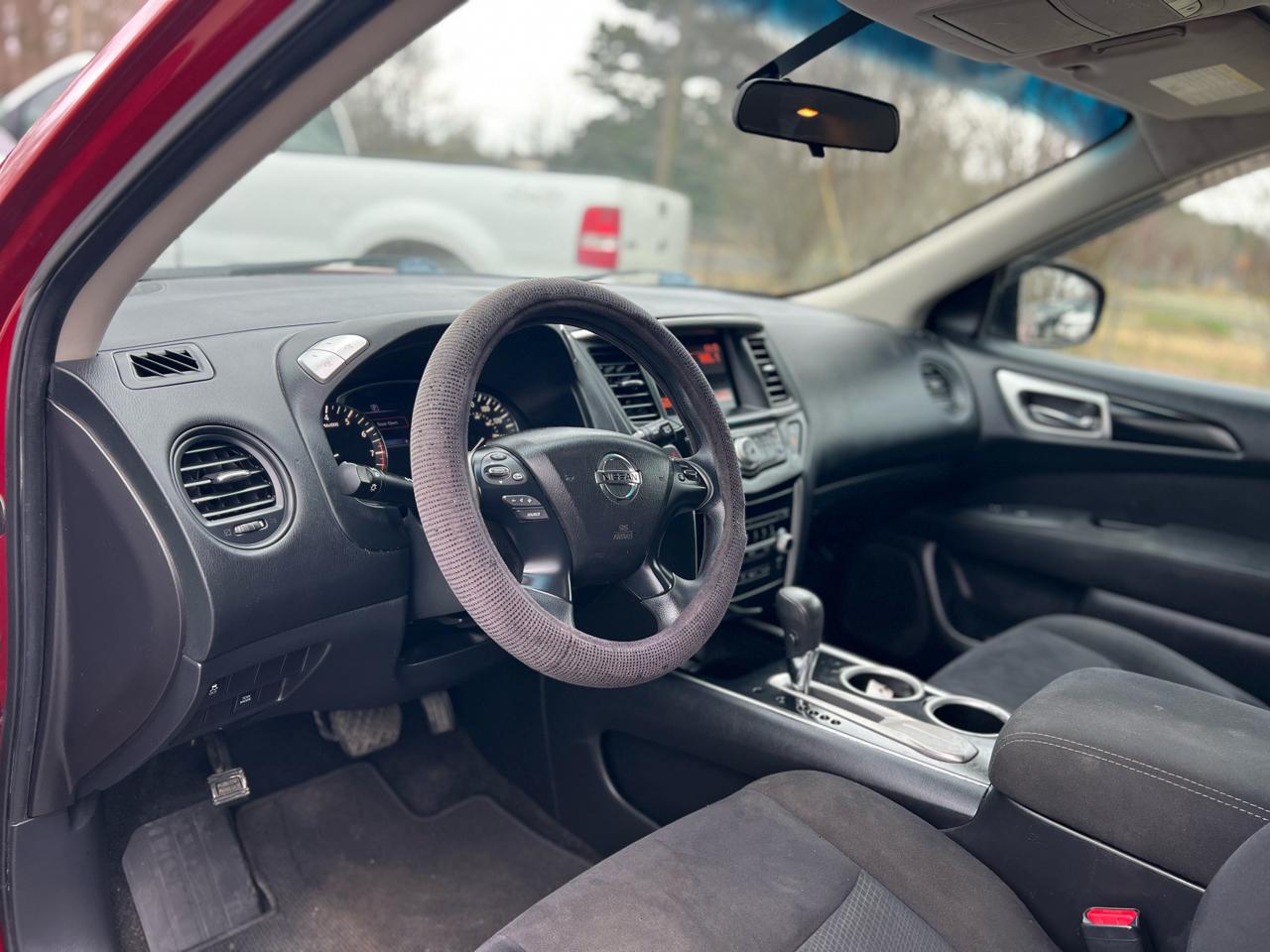 Nissan Pathfinder 2WD 4dr S 2016