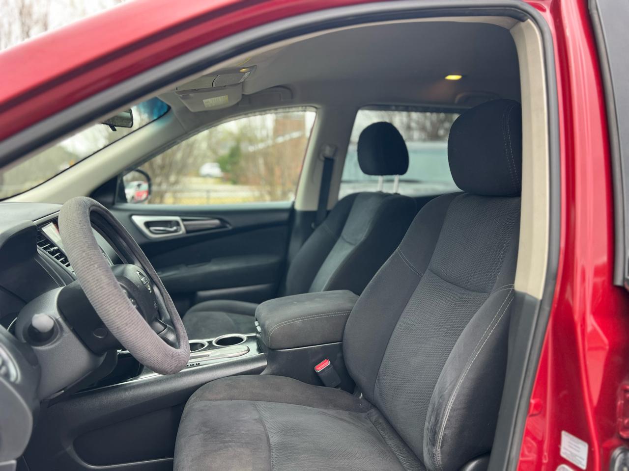 Nissan Pathfinder 2WD 4dr S 2016