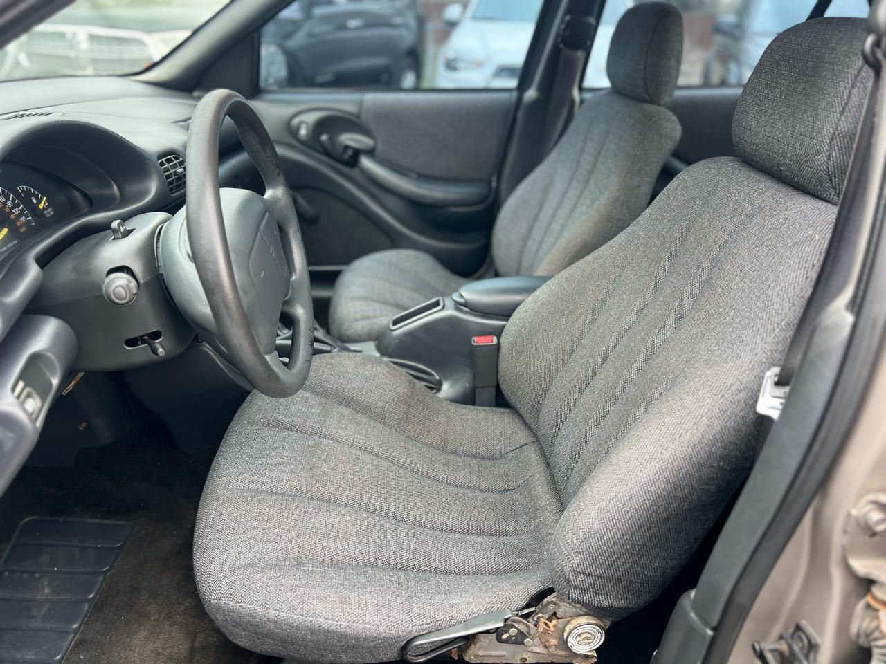 Pontiac Sunfire 4dr Sdn SE 1996