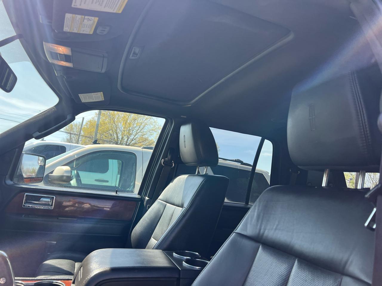 Lincoln Navigator 2WD 4dr 2012