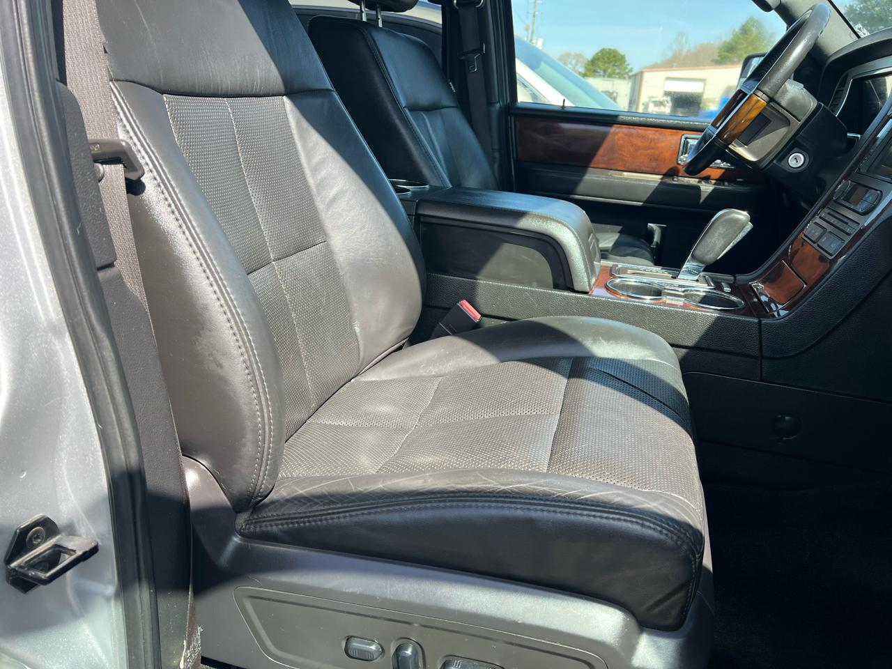 Lincoln Navigator 2WD 4dr 2012