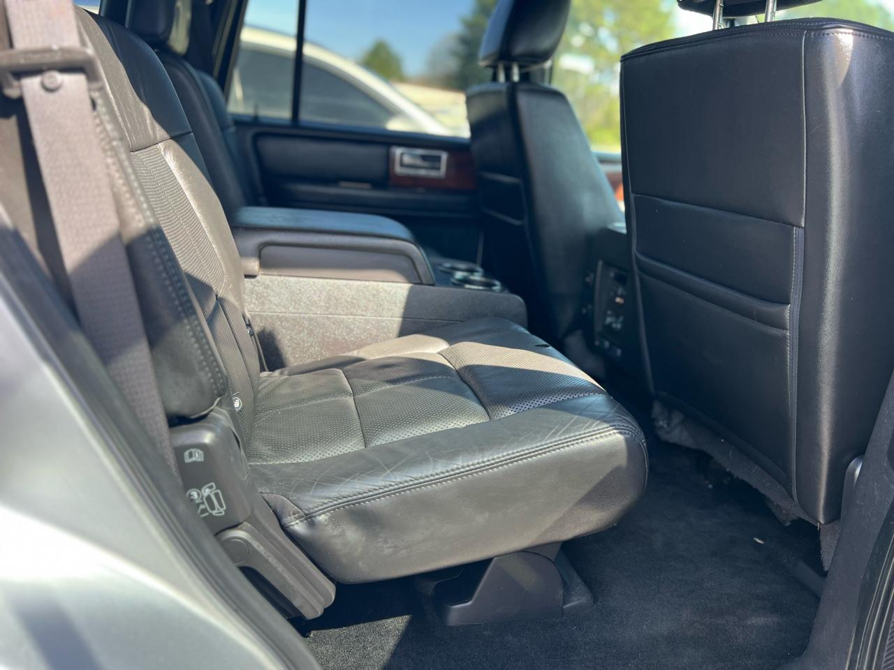 Lincoln Navigator 2WD 4dr 2012