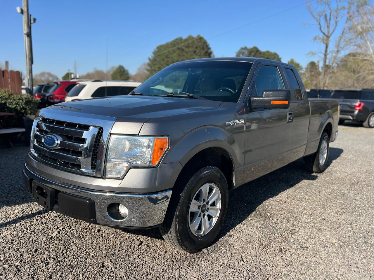 Ford F-150 2WD SuperCab 145" XLT 2011