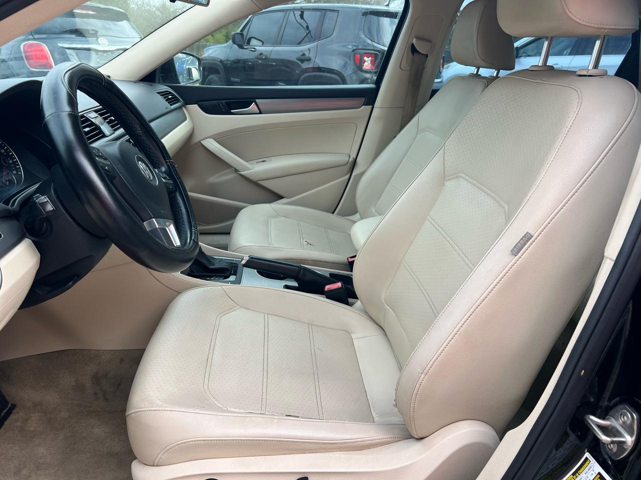 Volkswagen Passat 4dr Sdn 1.8T Auto Sport PZEV 2015